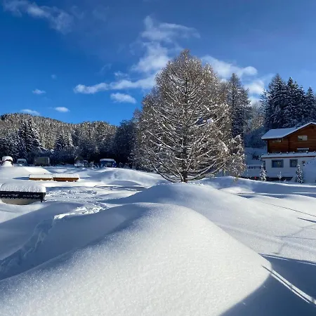 Chalet Aigle 아파트 *